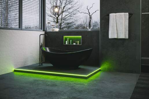 Éclairage moderne de la salle de bain avec Schlüter®-LIPROTEC
